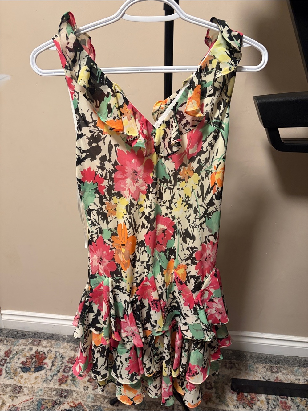 Lauren Ralph Lauren Floral Ruffle V-Neck Dress